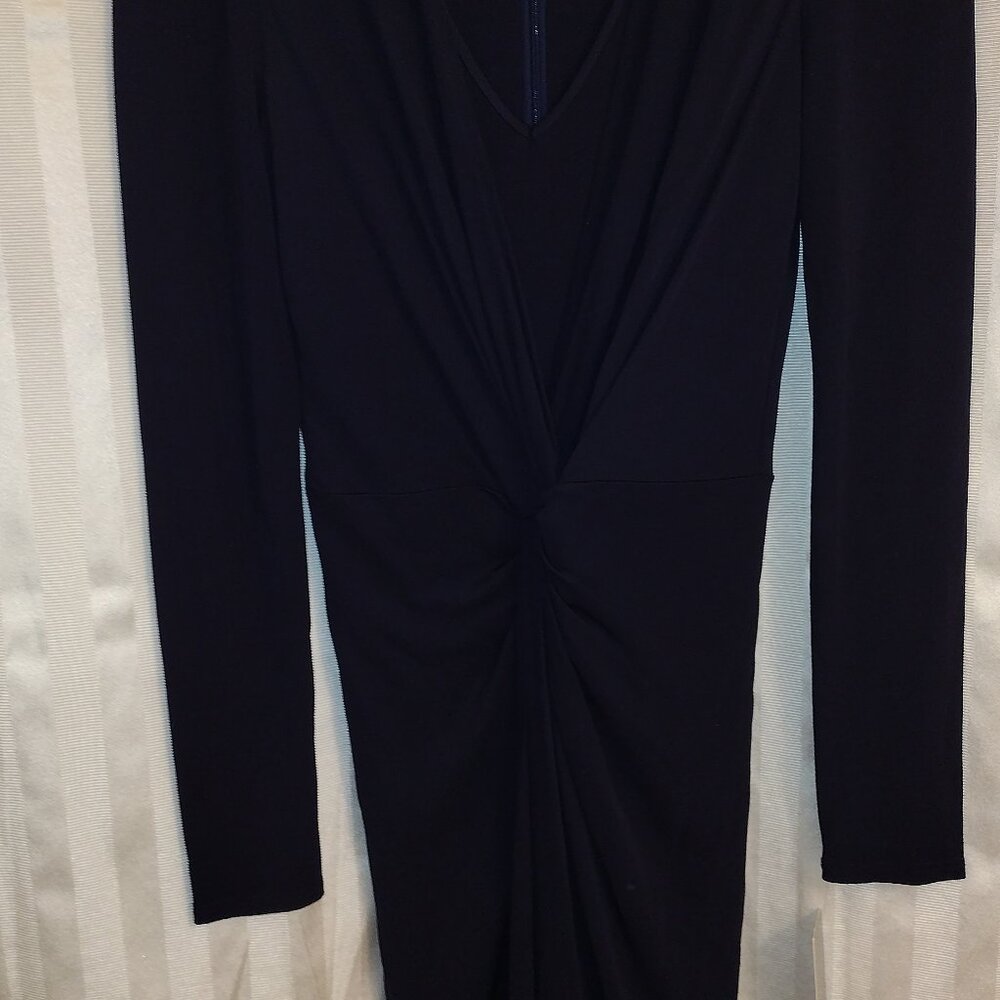 TERI JON EVENING GOWN BY RICKIE FREEMAN - SIZE 6- NAVY